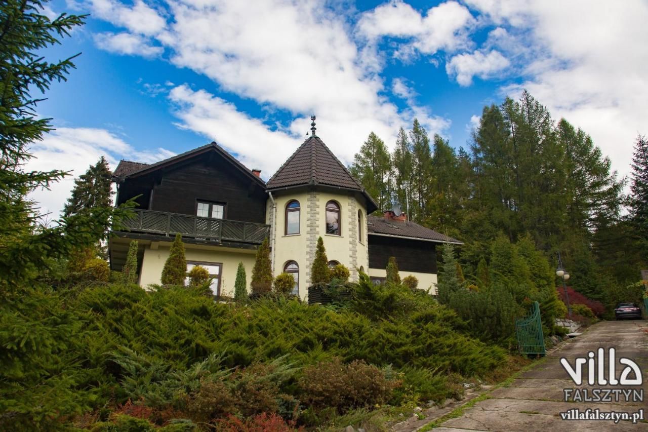Дома для отпуска Villa Falsztyn Holiday Home Falsztyn